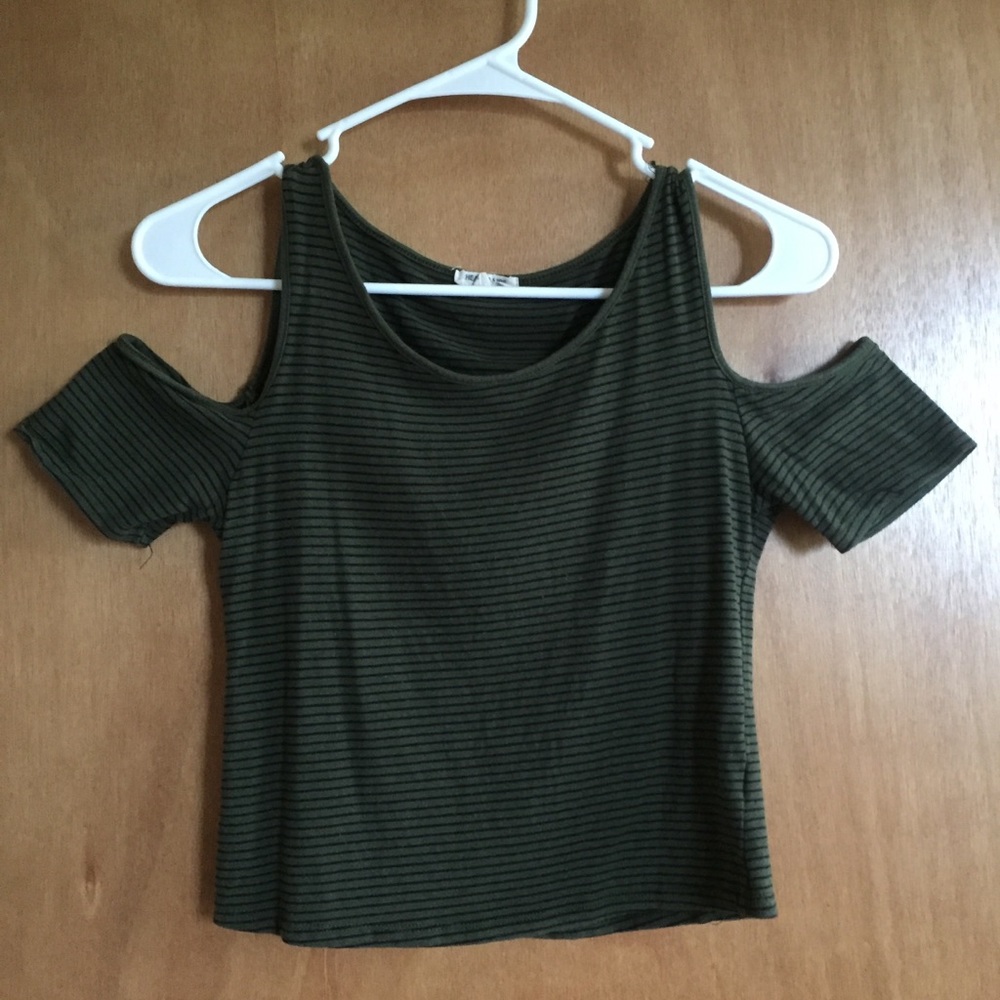 ❌SOLD❌ Olive Green Off The Shoulder Top